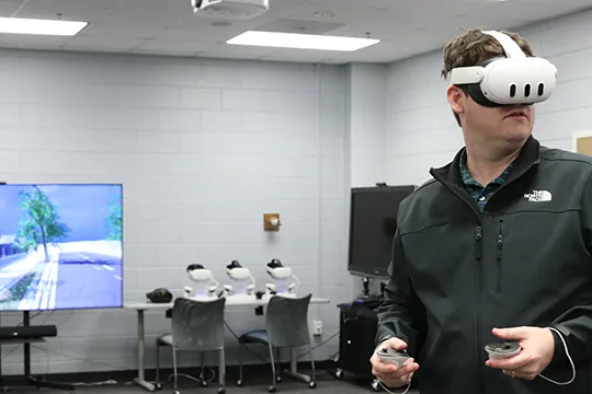 Center for Advanced Computer-Human Ecosystems provides VR research opportunities